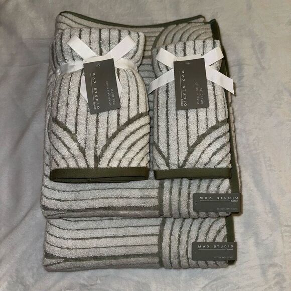 Max Studio Bath Towel Set Sage Green White Abstract 6 Pieces NWT - Picture 1 of 8